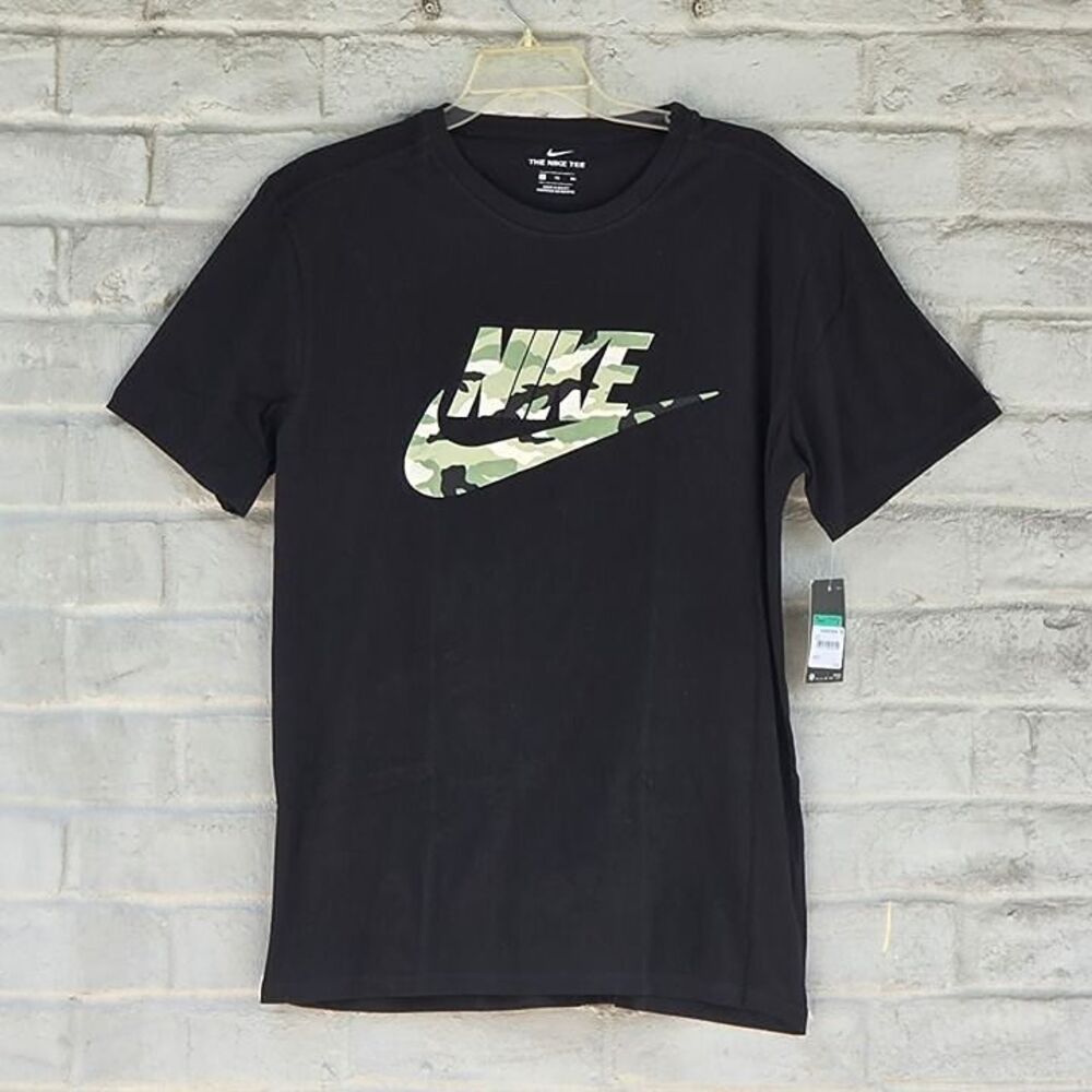 Nike Men's  Black Camo Graphic Swoosh Athletic Logo T-Shirt NWT MEDIUM